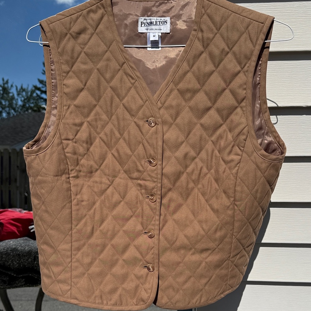 Pendleton Women's Brown Quilted Vest